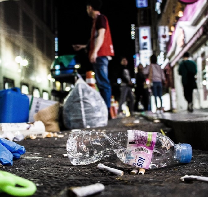 As world drowns in plastic waste, U.N. to hammer out global treaty