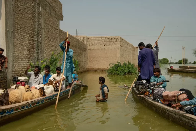 A Trip to Cover Pakistan’s Destructive Floods, and What’s Left Behind
