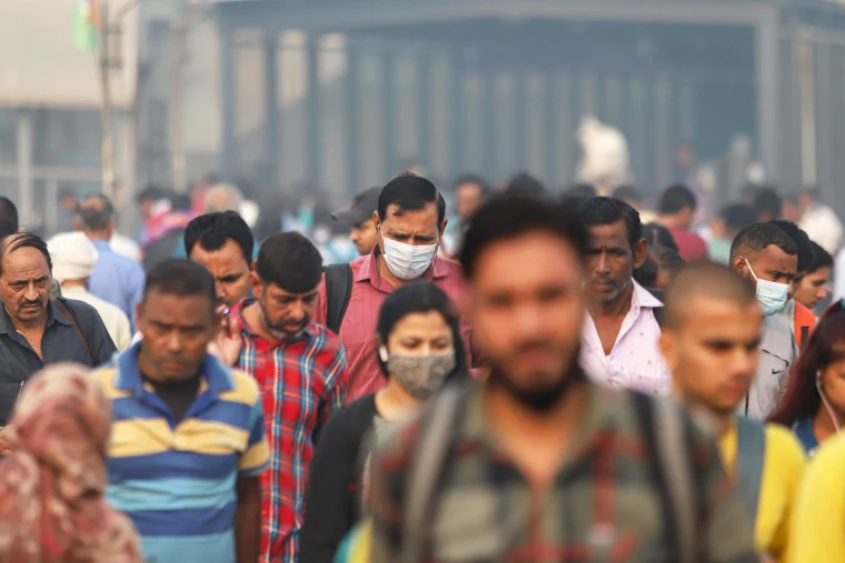 New Delhi’s Air Pollution Leaves Residents Gasping for Breath
