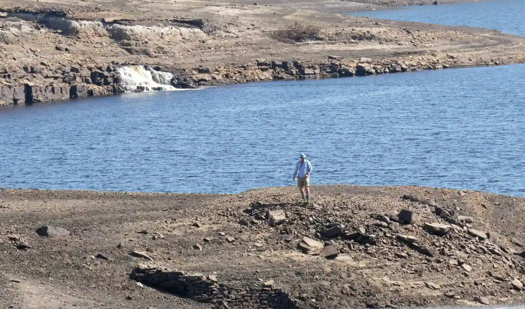 England one dry spell away from return to severe drought, say experts