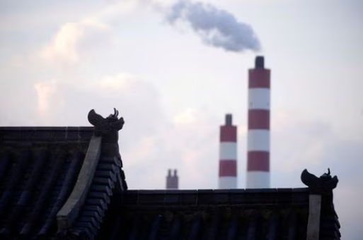 ‘Carbon majors’ face biggest hit from climate litigation – study