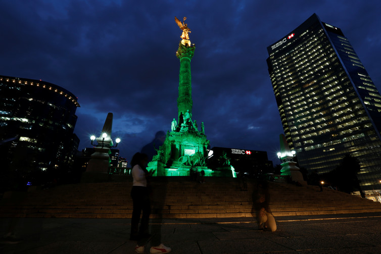 Swiss, Thai groups close first sale of Paris Agreement carbon offsets