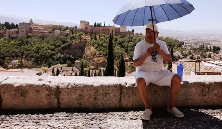 World breaks hottest day record for second day in a row