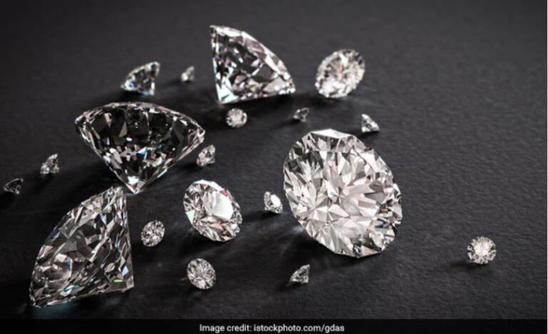 How Injecting Diamond Dust Into Atmosphere May Cool Down The Planet