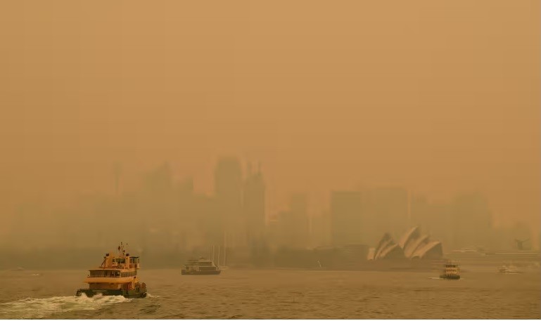 Smoke pollution from wildfires may be killing an extra 12,000 people a year, new research suggests