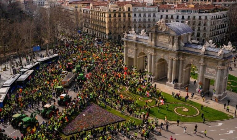 Climate crisis leaves European farmers vulnerable to far right, say campaigners