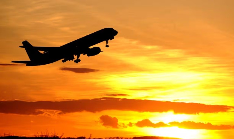 UK’s richest can boost climate action but need to cut outsized emissions – study