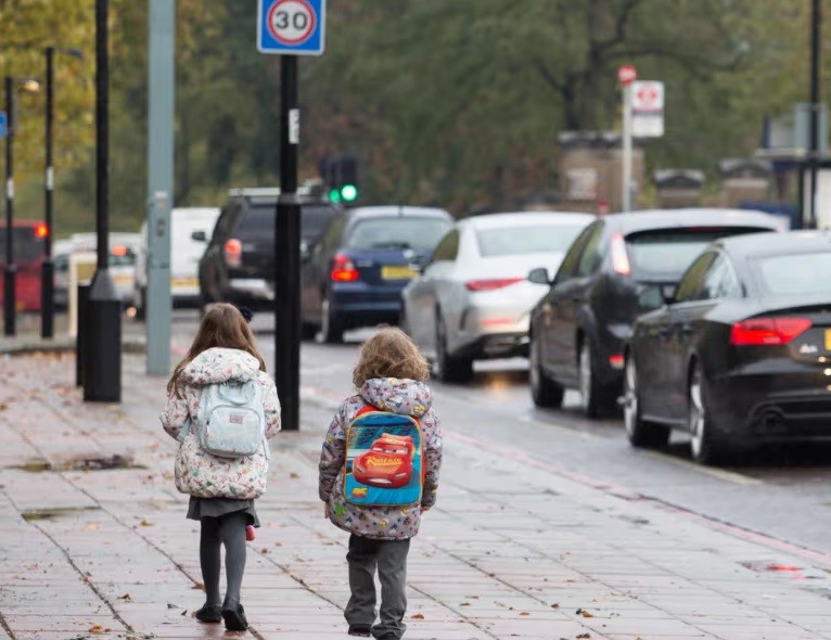 Early air pollution exposure affects health in adolescence, study finds