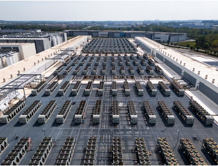 More than 200 environmental groups demand halt to new US datacenters