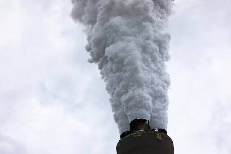 Power, building sectors drive rise in US greenhouse gas emissions, report says