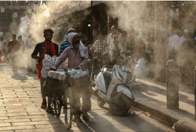 Scientists warn 2026 could be extreme year as global warming slips down agenda