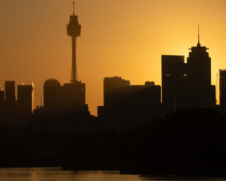 Extreme high temperatures double young people’s risk of mental health admissions, Australian research shows